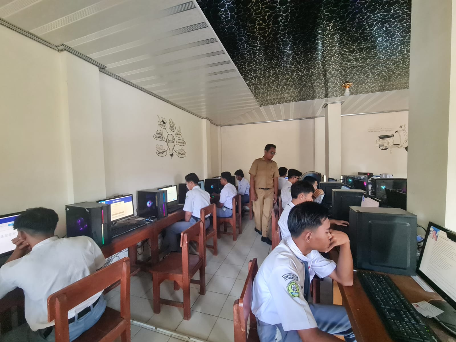 WhatsApp Image 2025-11-03 at 7.52