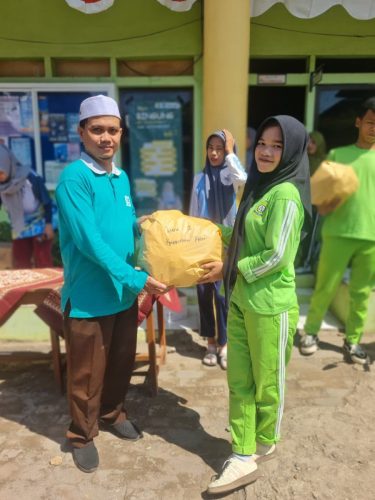 Penyerahan Doorprize